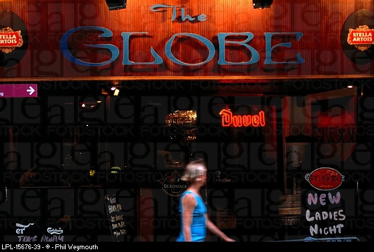 The Globe Café and Bar